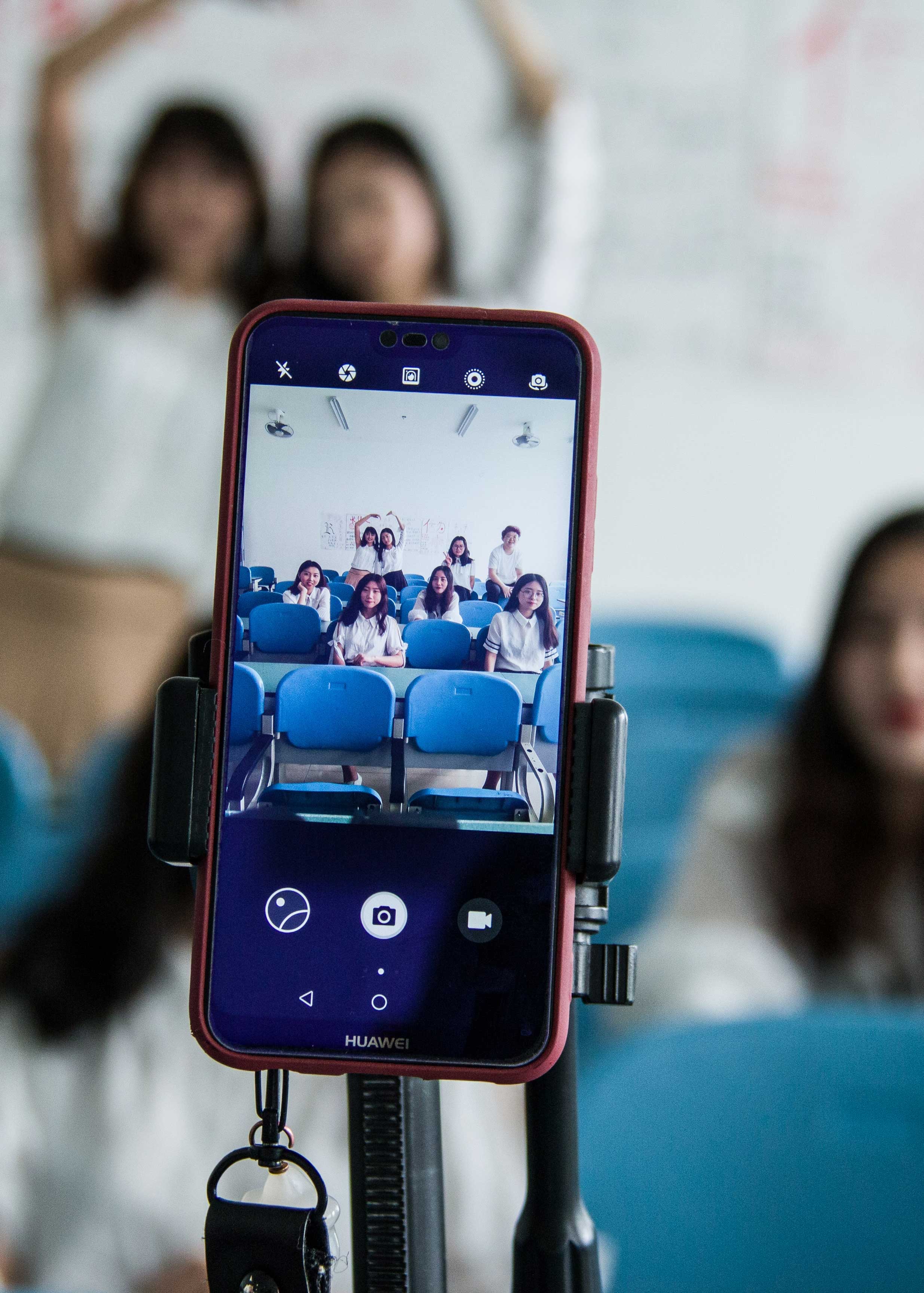 student-smartphone Smartphone live formation digitale